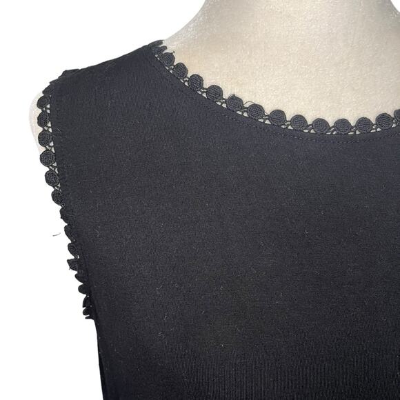 HALOGEN Black Dot Lace Trim Sleeveless Top Relaxed Fit Women's Size Medium - Picture 4 of 6